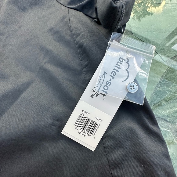 Women’s Butter-Soft Scrub Top - Picture 2 of 2